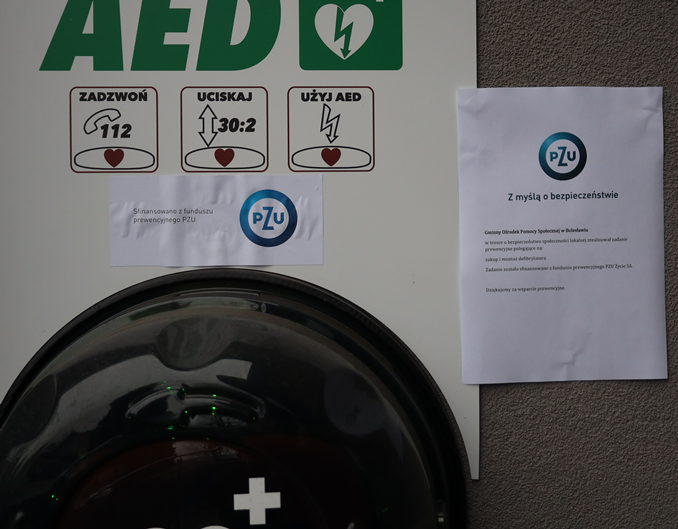AUTOMATYCZNY DEFIBRYLATOR ZEWNĘTRZNY AED